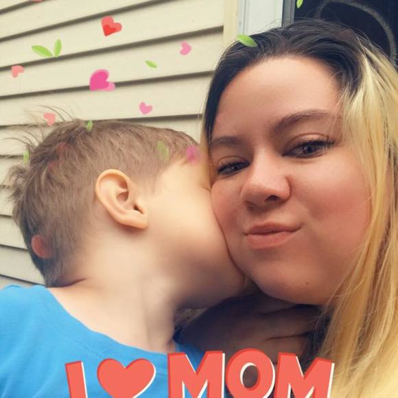 Meet your Posher, Amanda - Picture 1 of 1